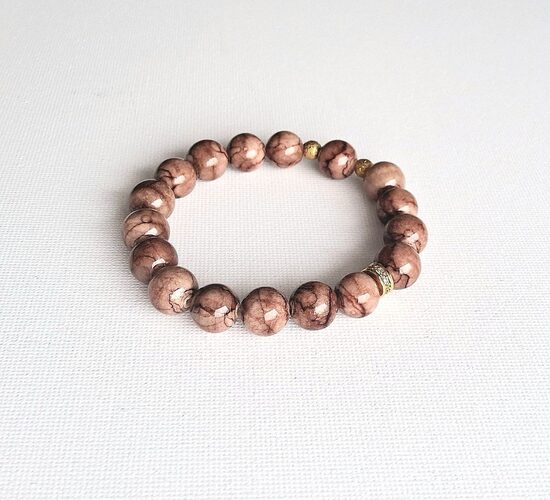 Halcedona rokassprādze